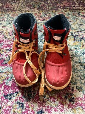 Project Cloud Memory Foam Waterproof Boots
